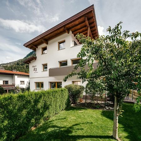 Apart 83 Tösenssteinach Szoba fotó
